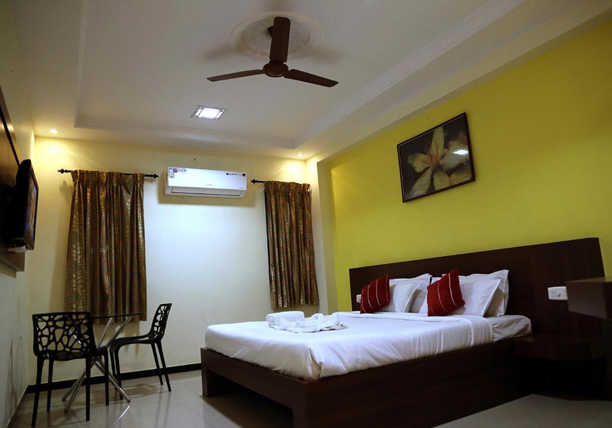 Landmaark Hotels Tiruppur Exterior foto